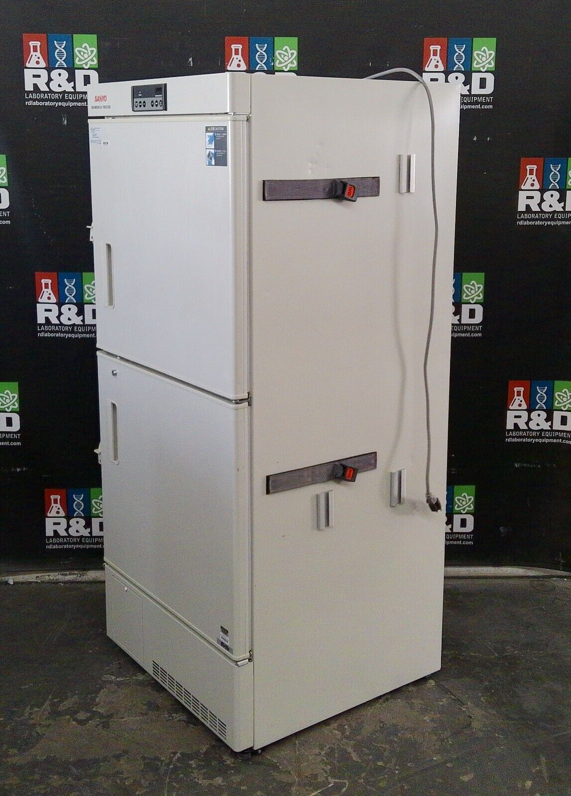 Sanyo MDF-U537 Two-Door Biomedical -30C Lab Freezer 17Cf 120V FULLY TESTED