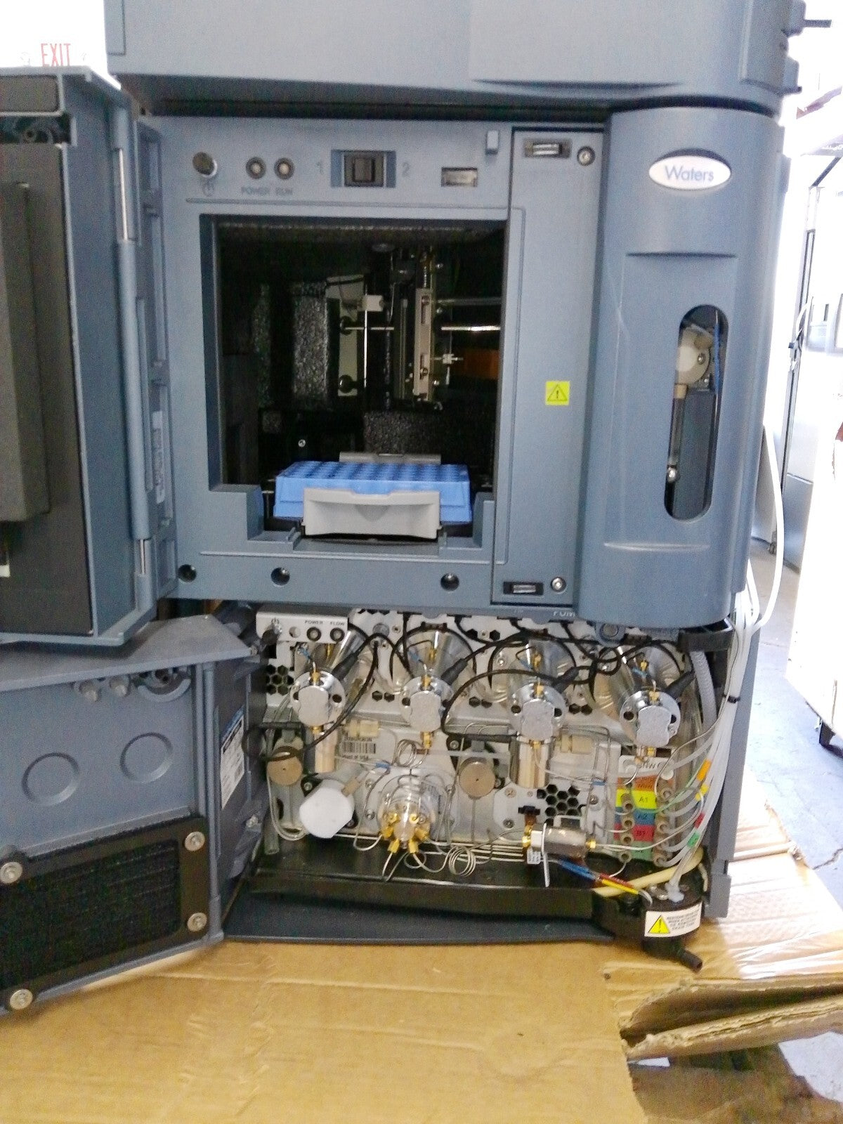 Waters/ Acquity ZEVO G2 QTOF UPLC Mass Spectrometer System 220v, NO SOFTWARE