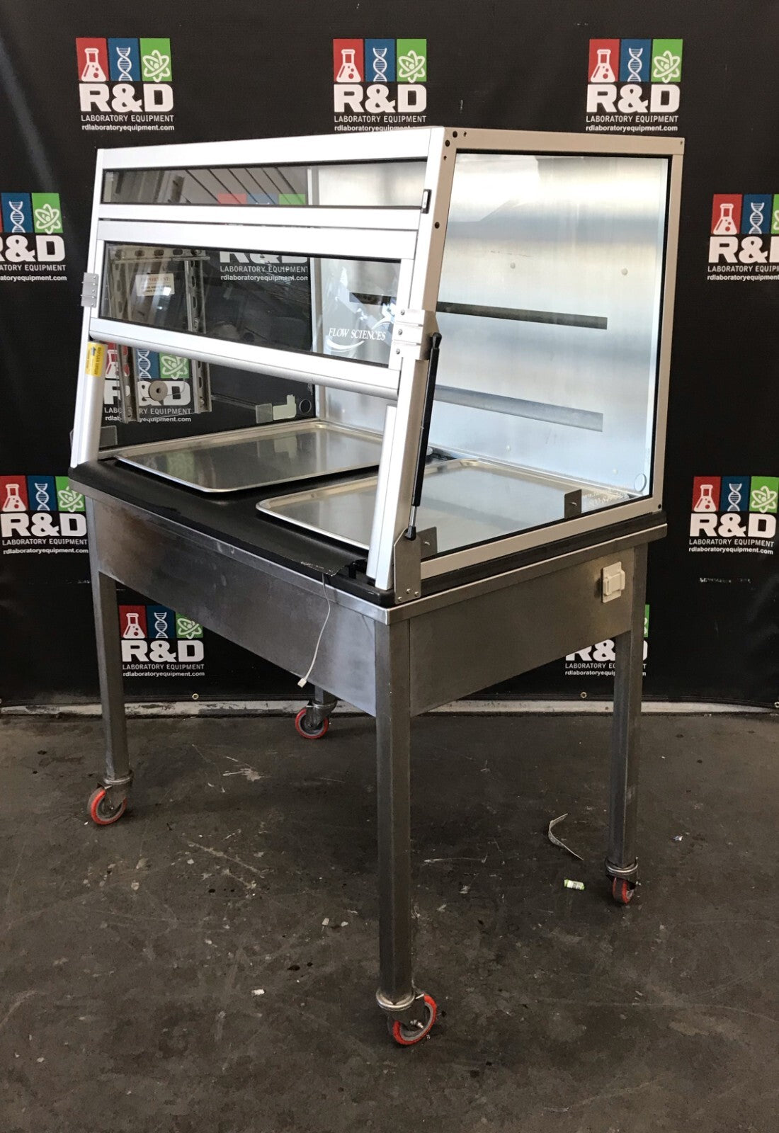Flow Sciences 4ft FS9040 Ventilated Balance Enclosure With Table & Ducting