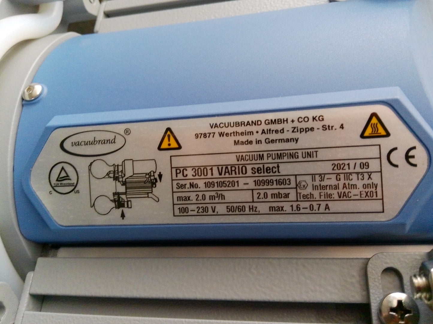 Vacuubrand PC3001 Vario Select Pumping System (2021)