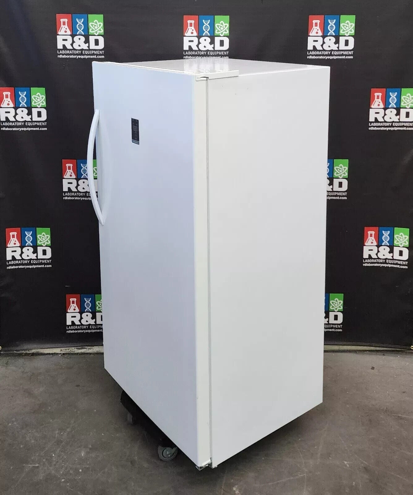 Insignia NS-UZ17WH0 Convertible Refrigerator/ Freezer 17Cf 120v FULLY TESTED