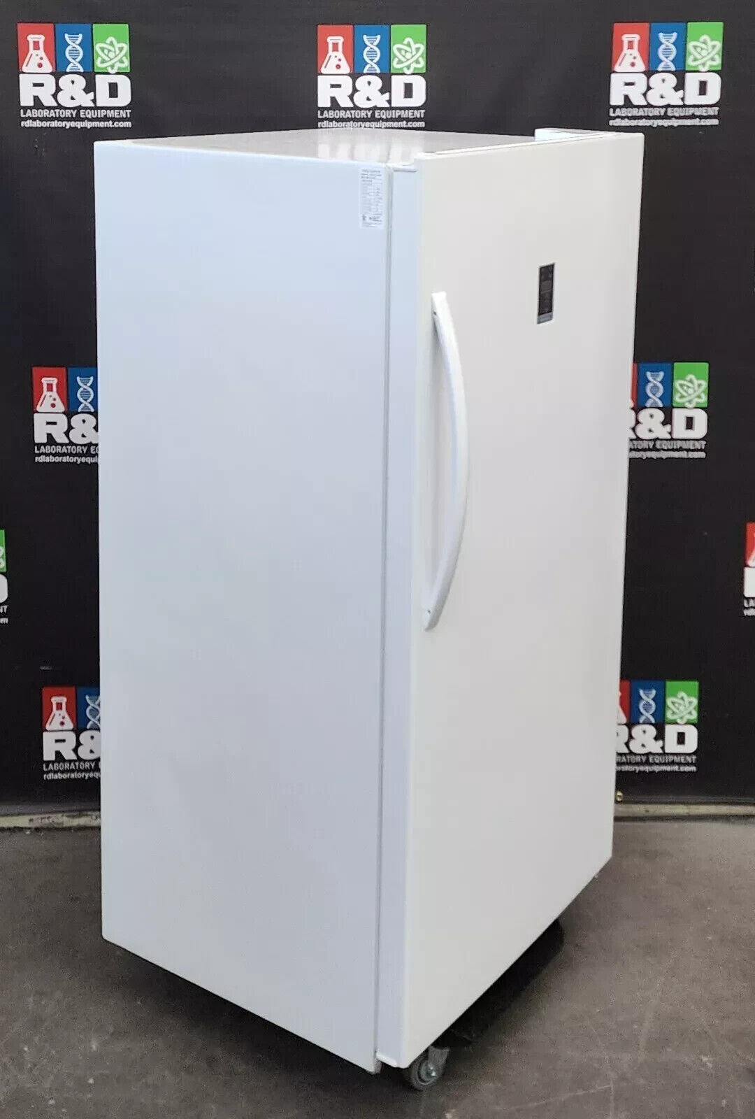 Insignia NS-UZ17WH0 Convertible Refrigerator/ Freezer 17Cf 120v FULLY TESTED