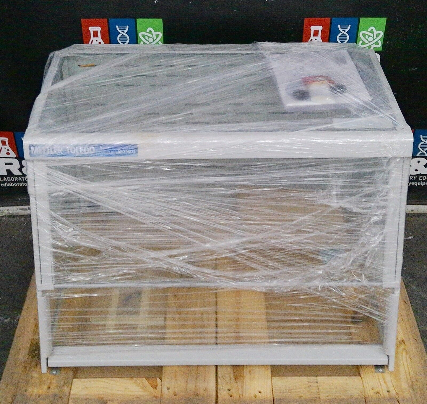 Labconco/ Mettler Toledo 3930310 Ventilated Balance Enclosure w/Monitor OPEN BOX