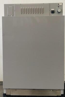VWR Sheldon 2400 Water Jacketed CO2 Incubator 120v