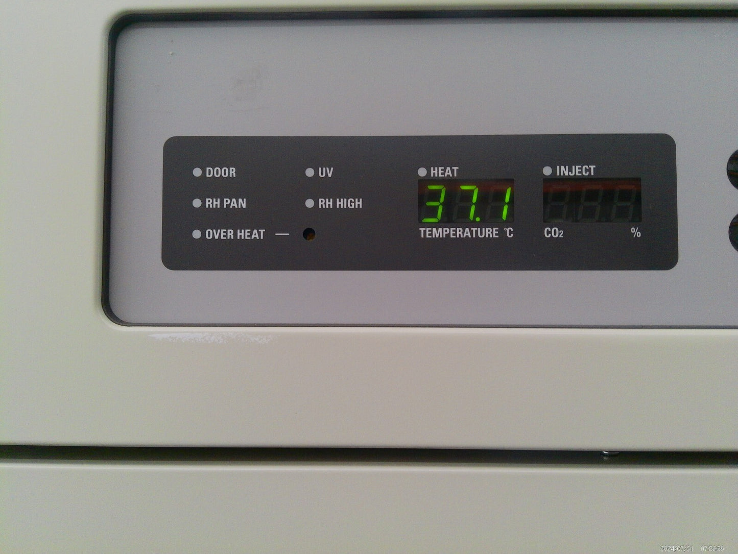Panasonic MCO-80ICL CO2 Large Reach-In Environmental Incubator 30.1Cf 851L