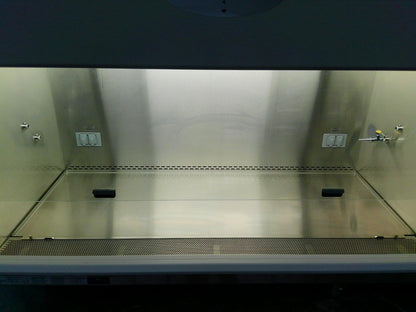 Nuaire 5ft 540-500 A2 Biosafety/Biological Safety Cabinet w/UV & Stand +Warranty