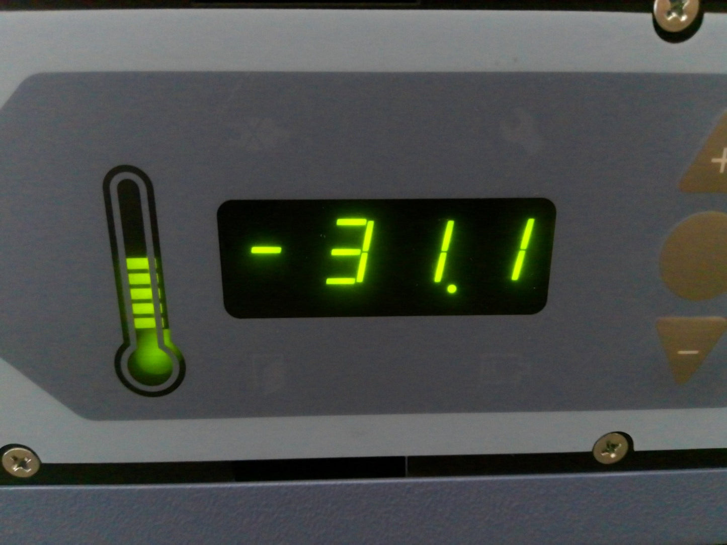 Thermo Scientific ULT430A Revco Undercounter Laboratory Freezer 4.9Cf 120v