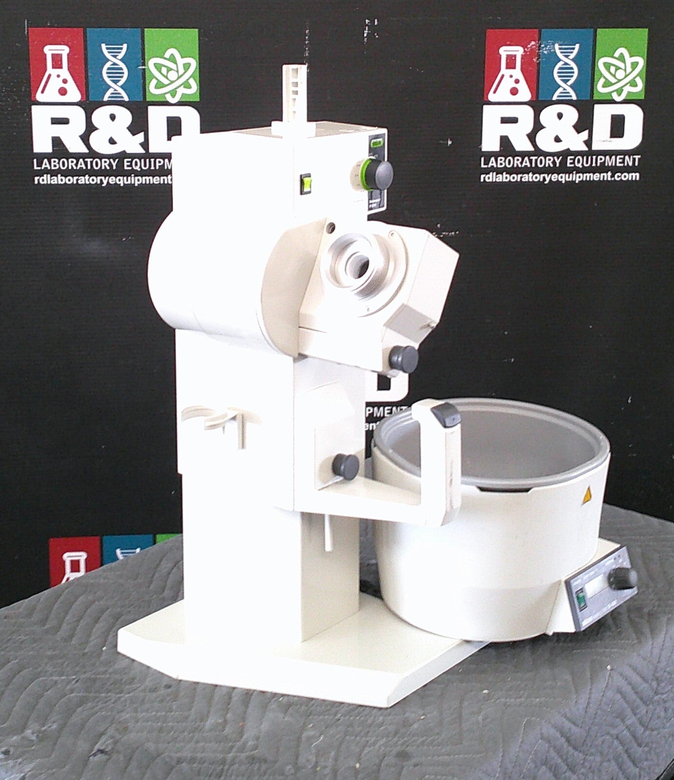 Buchi R-210 Rotovapor Rotary Evaporator w/ B-490 Heating Bath