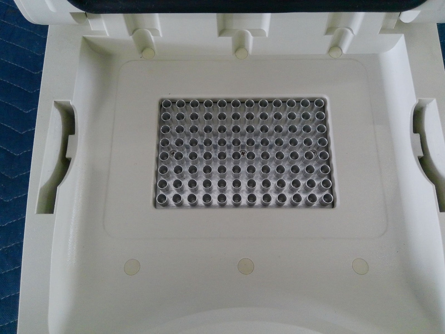 Bio-Rad T100 96 Well Thermal Cycler PCR Gene Analysis System