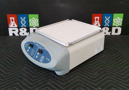 Barnstead/ Lab-Line SHKE2000 MaxQ 2000 Digital Benchtop Orbital Platform Shaker