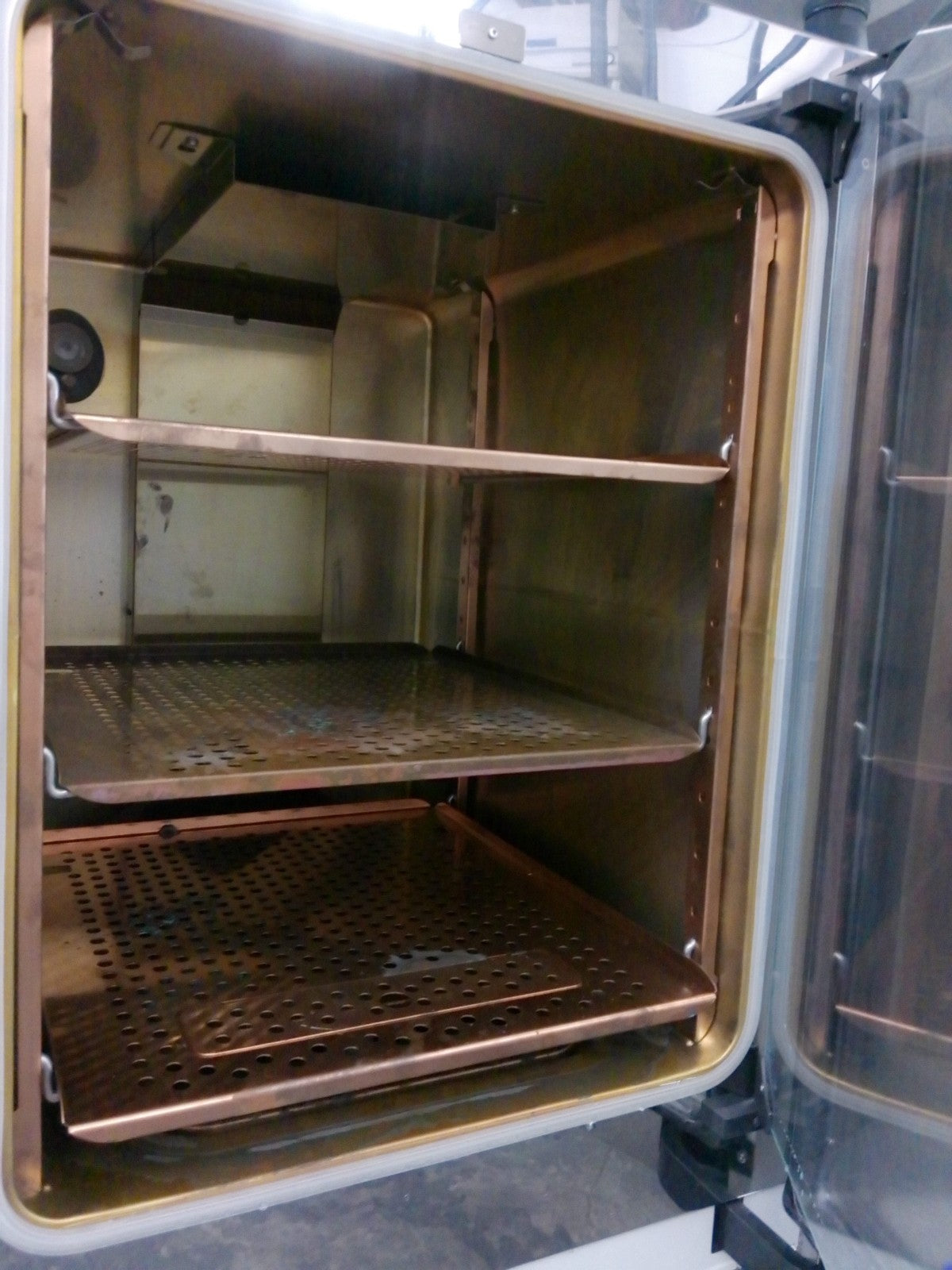 Thermo HERAcell Vios 160i Double Stack Copper Lined CO2 Incubators (2021)