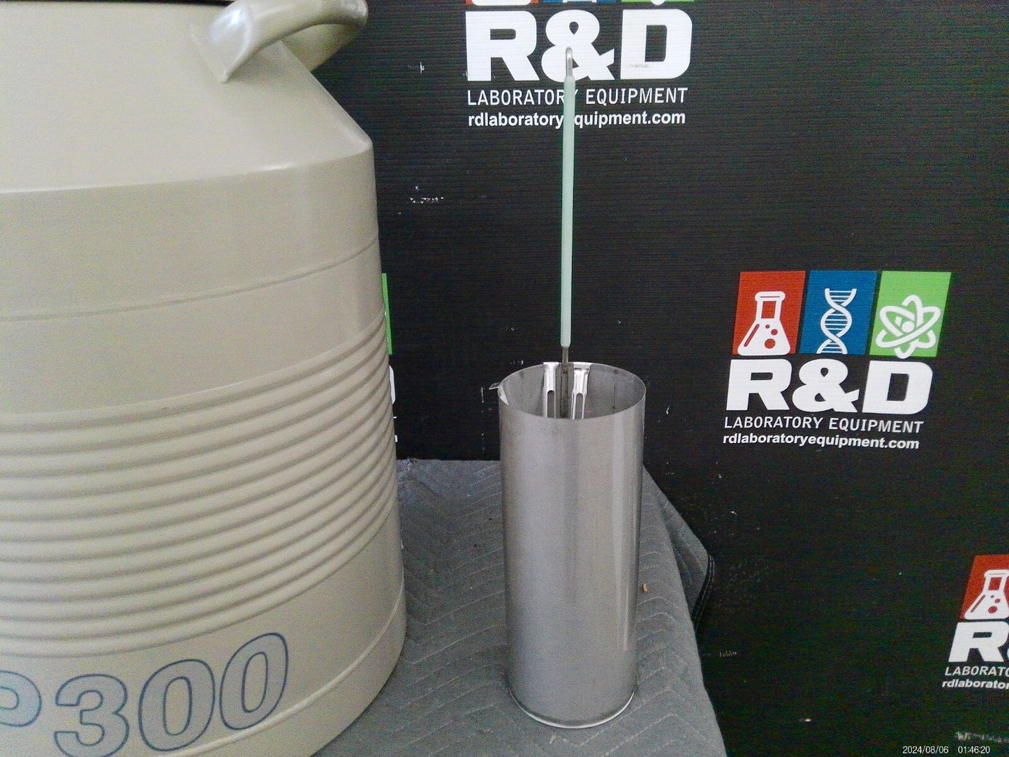 Taylor Wharton LN2 Cryo Liquid Nitrogen Dewar Storage Tank 11.8L w/Case, 1 Rack