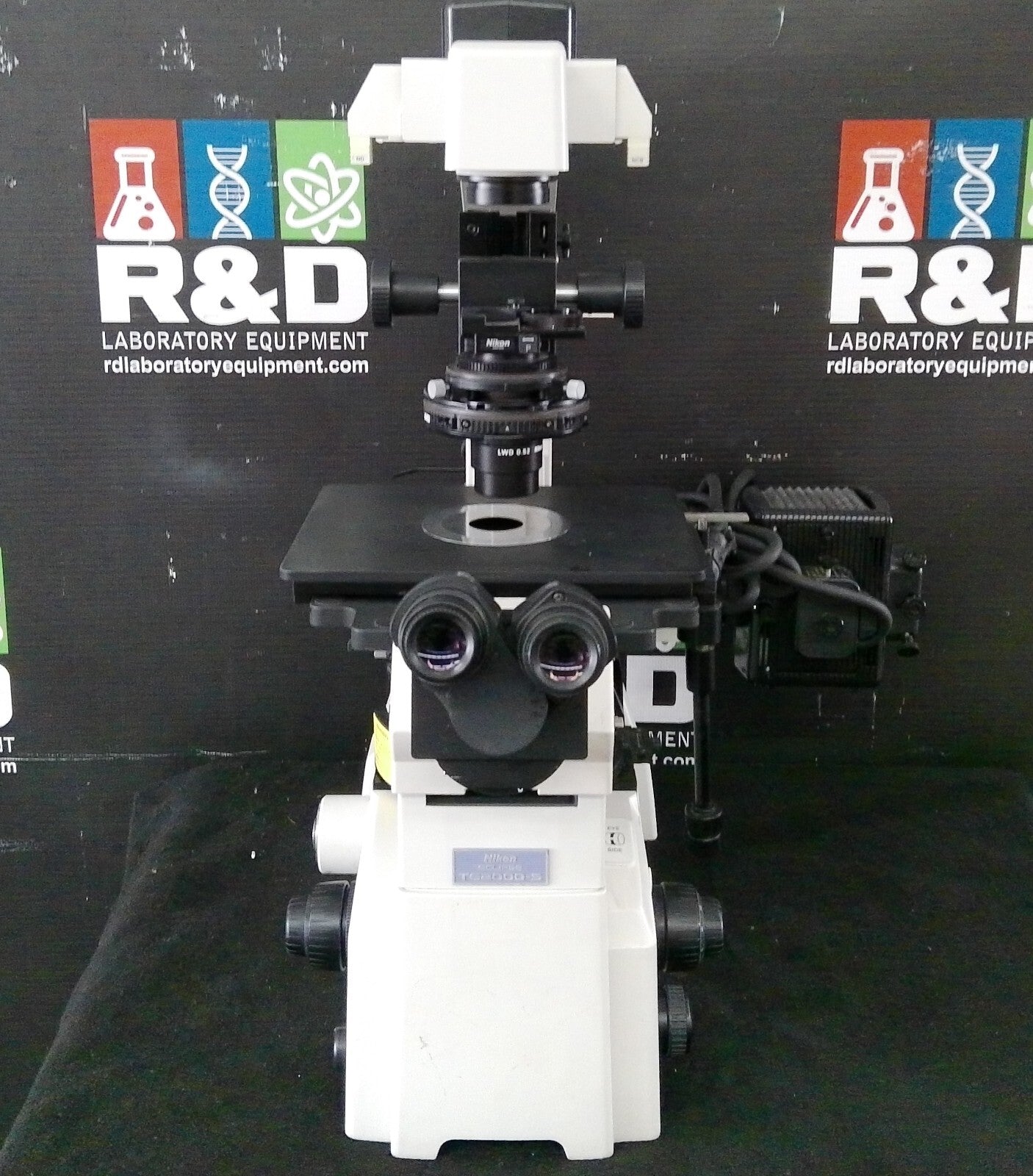 Nikon Eclipse TE2000-S Inverted Microscope W/ 2 Objectives, Lamp & Power Supply