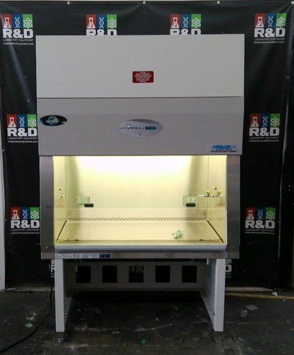 Nuaire 4ft 543-400 A2 Biosafety/Biological Safety Cabinet w/UV & Stand (2017)