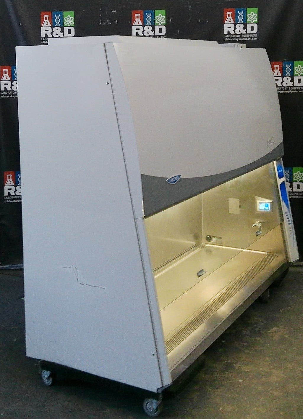 Labconco 6ft Logic+ A2 Biosafety/Biological Safety Cabinet w/UV & Stand+Warranty