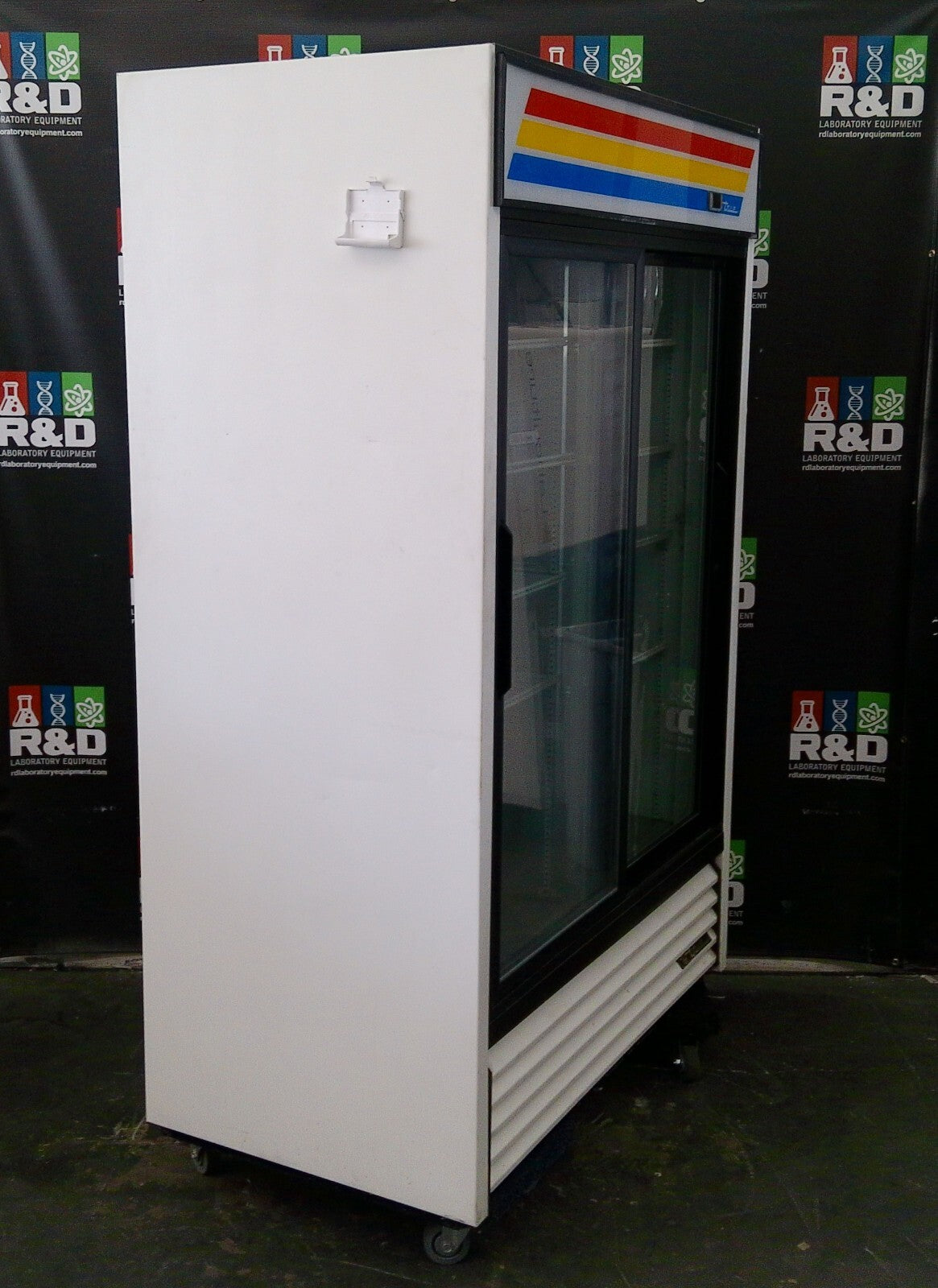 True GDM-45, Glass Sliding Door Deli Refrigerator 45Cf, 120v, FULLY TESTED
