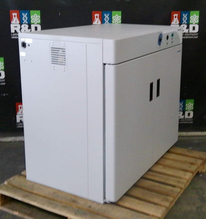 VWR/ Sheldon 1556 Laboratory Incubator w/ Side by Side Doors 11.6Cf