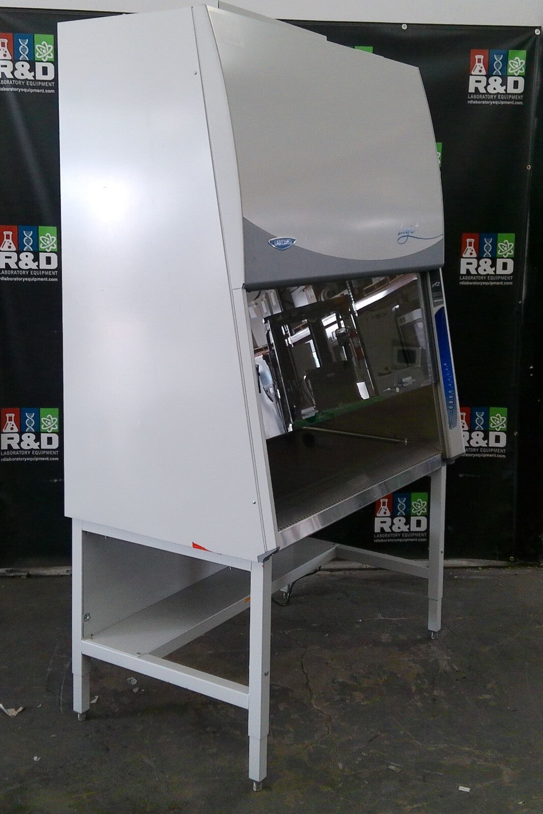 Labconco 4ft 302419100 Logic+ A2 Biosafety Cabinet w/Stand & UV  FULLY TESTED