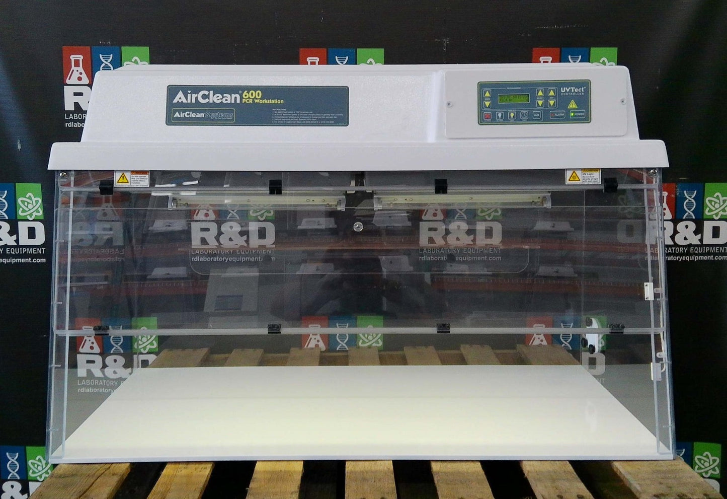 Airclean Systems AC648LFUVC 4ft Airclean 600 PCR Workstation  w/UV & Fluorescent