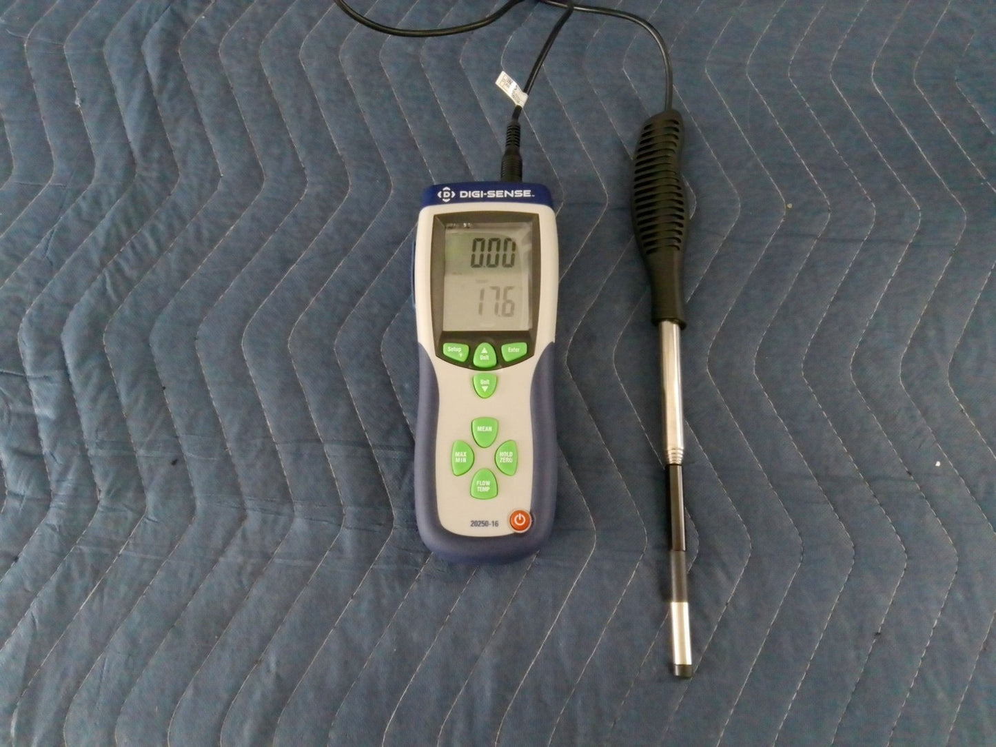 Digi‑Sense 20250‑16 Hot‑Wire Thermoanemometer w/ Antenna Probe & Case