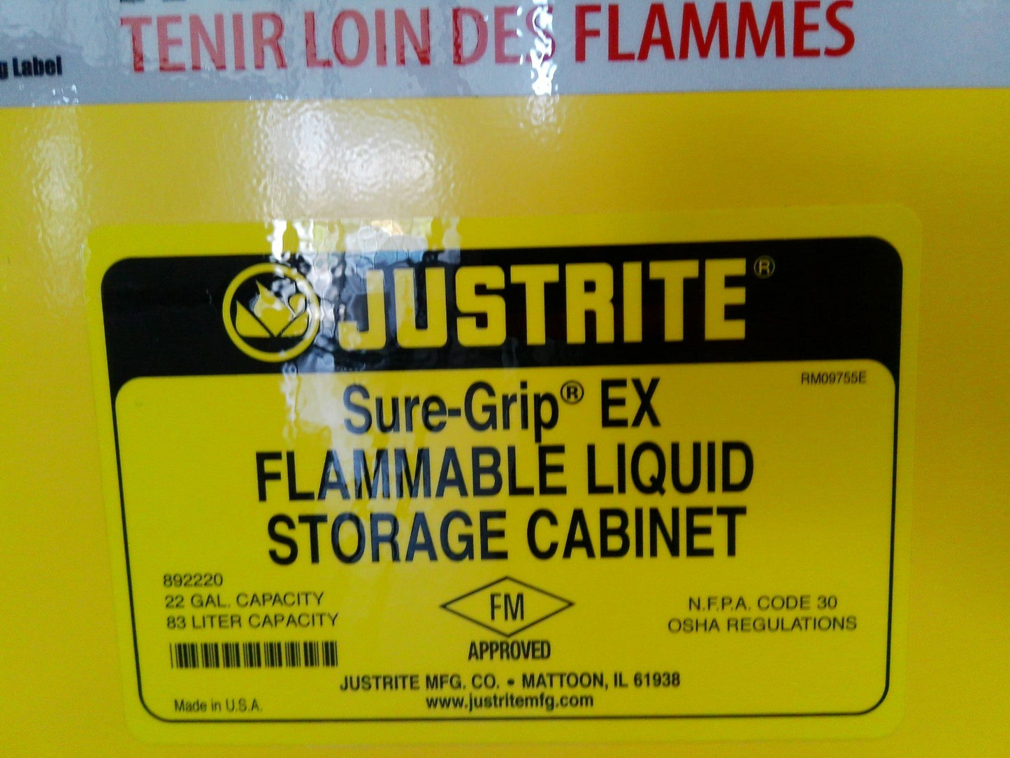Justrite 892220 Flammable Storage Cabinet Self Closing Doors 22 Gal
