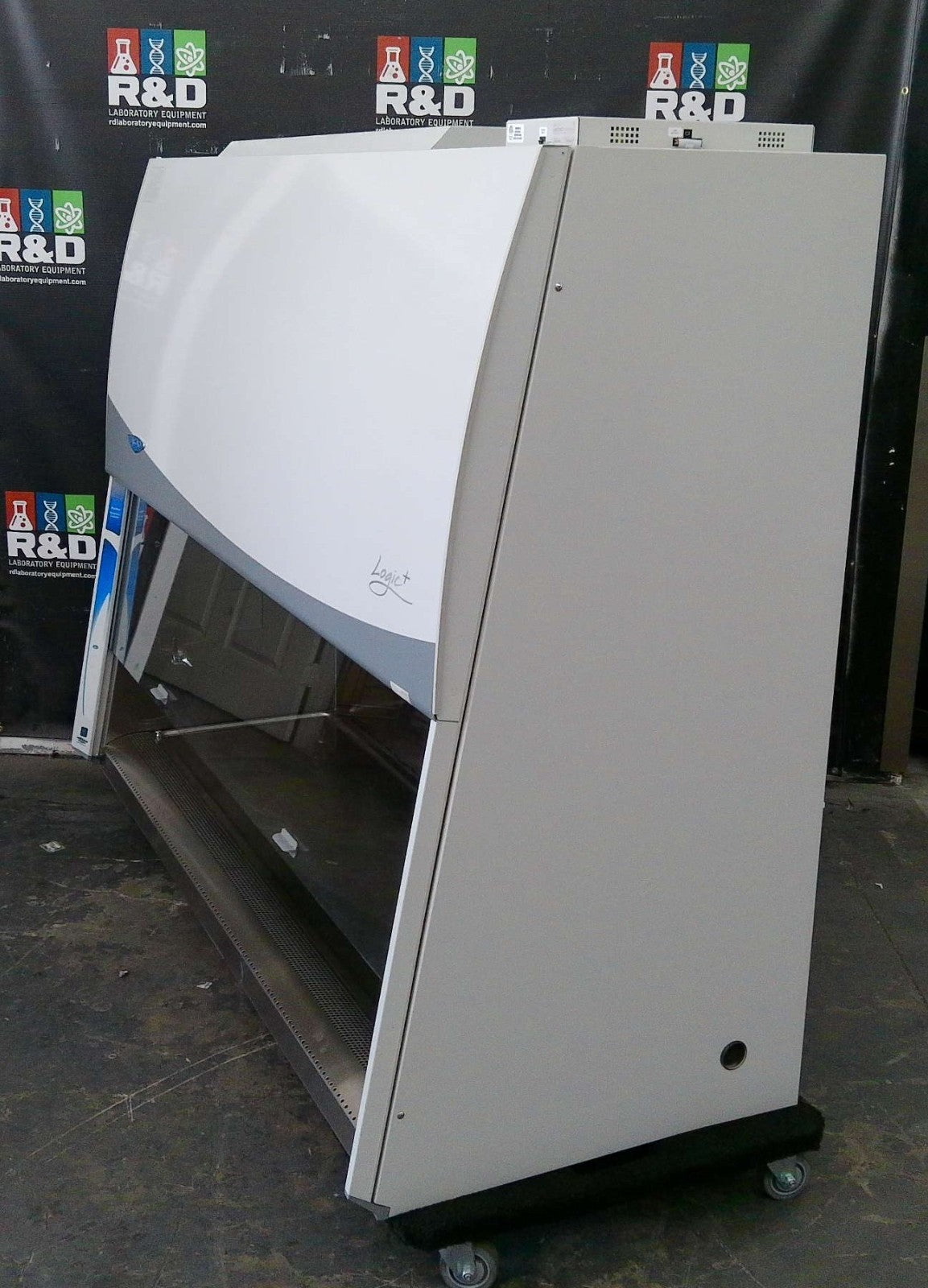 Labconco 6ft Logic+ A2 Biosafety/Biological Safety Cabinet w/UV & Stand+Warranty
