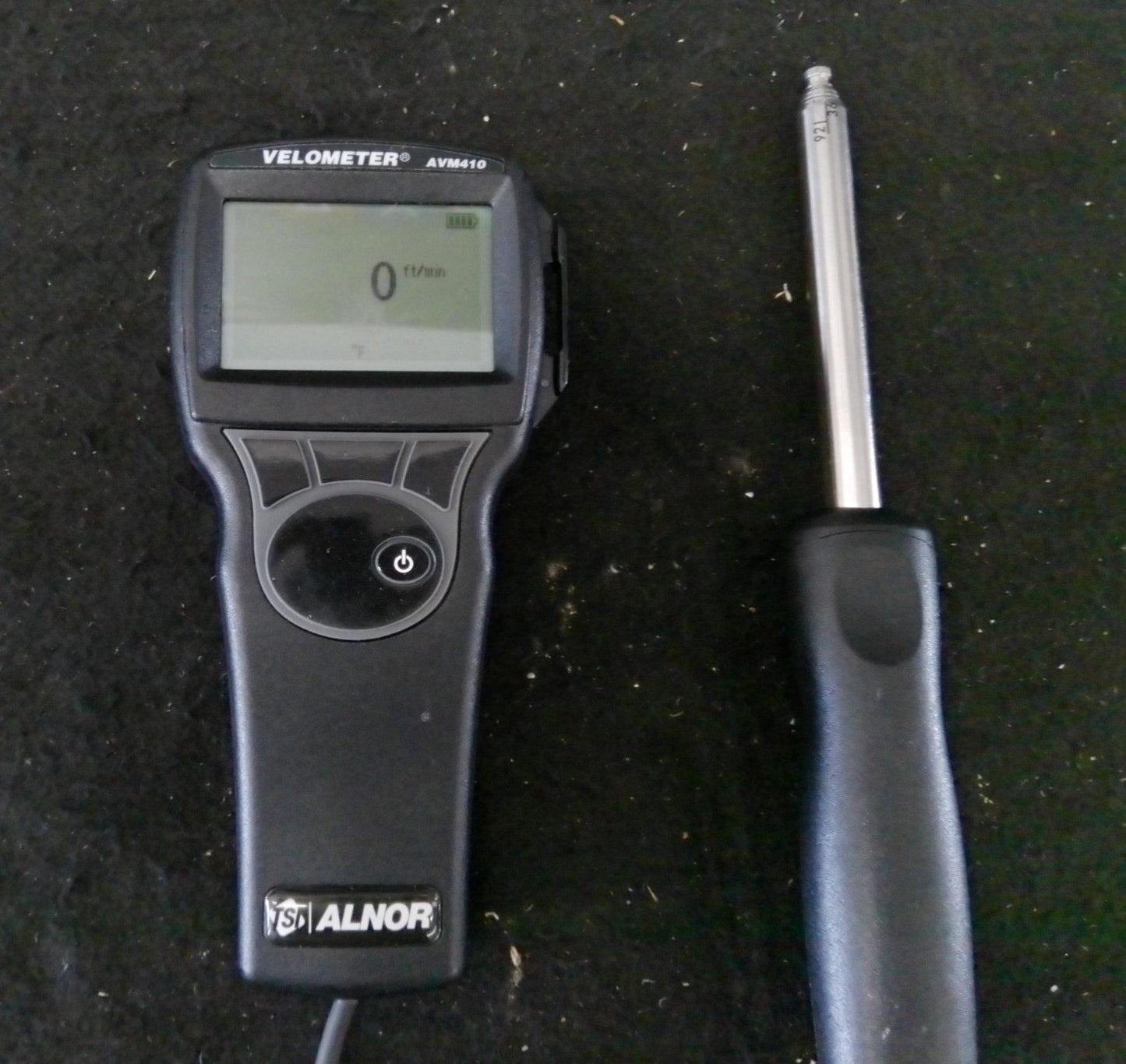 TSI Alnor AVM410 Velometer Thermal Anemometer w/ Case
