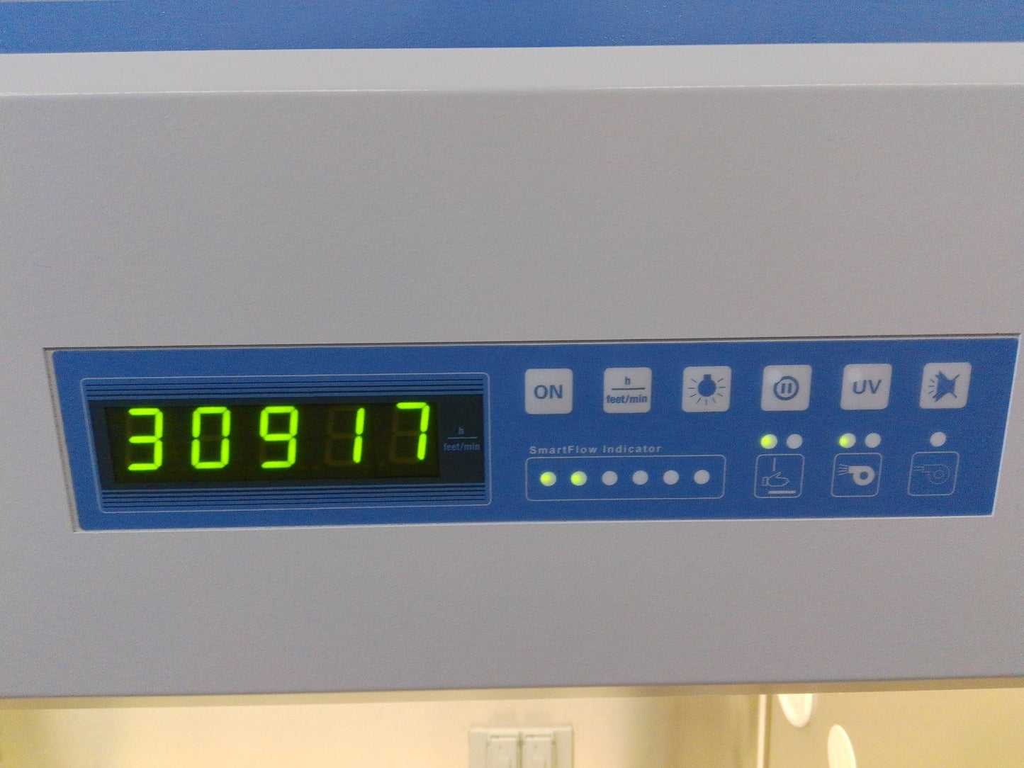 Thermo Scientific 4ft 1375 A2 Biosafety Cabinet w/UV & Stand (2020) FULLY TESTED