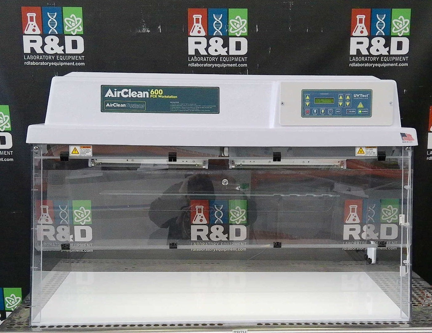 Airclean Systems AC648LFUVC 4ft Airclean 600 PCR Workstation  w/UV & Fluorescent