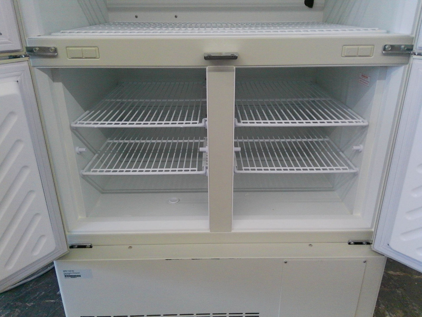 PHCbi MPR-715F-PA Laboratory Refrigerator and Freezer Combo +4C / -30C