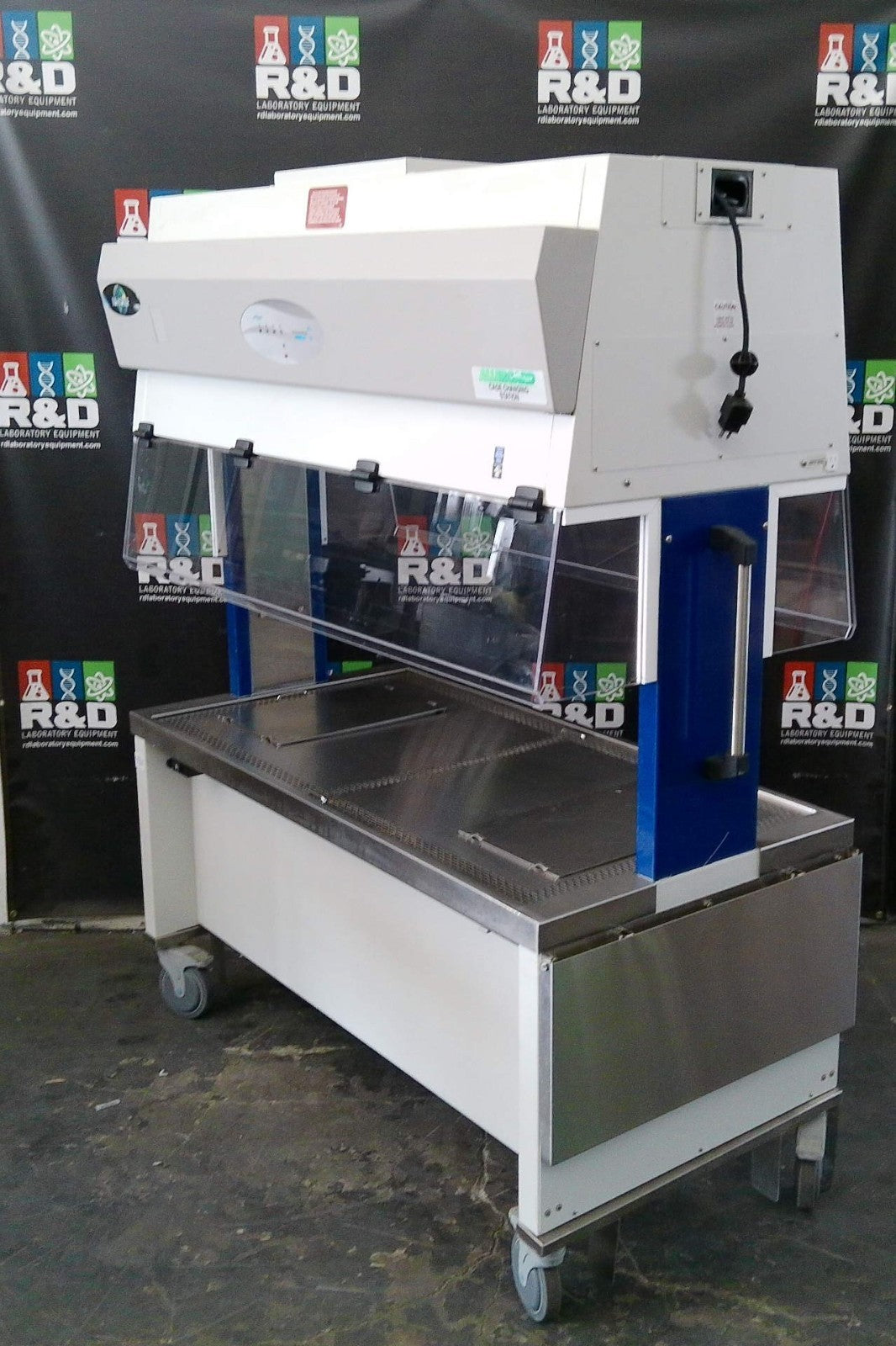 Nuaire NU-S620-500M 5ft Animal Transfer/Changing Station w/Hydraulic Lift (2019)