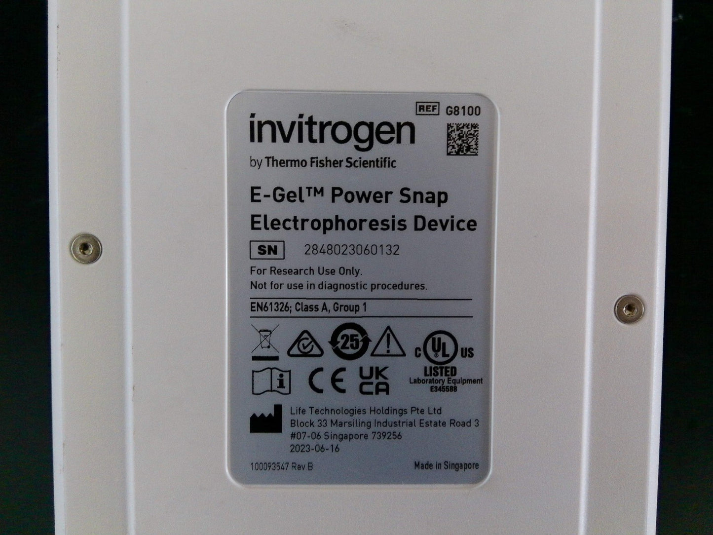 Invitrogen E-Gel Power Snap G8100 w/G8200 Camera Electrophoresis System