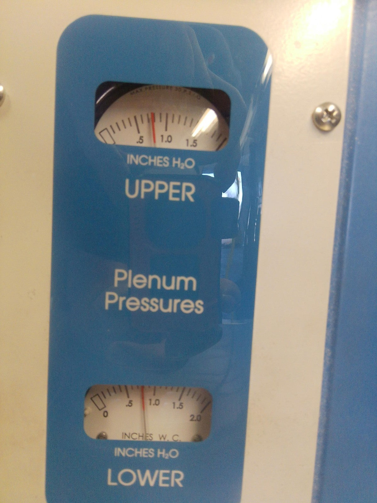 AllenTown 3820005 ATS5 Animal Transfer Change Station w/ Adjustable Stand