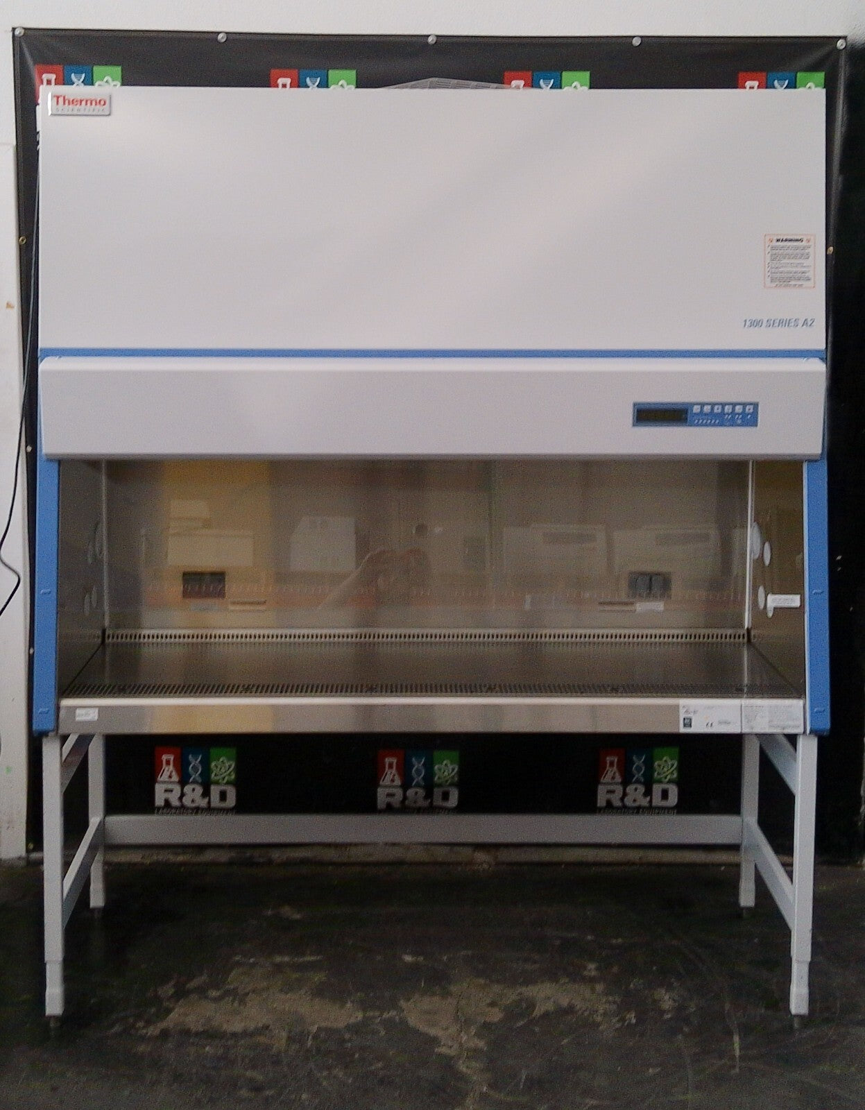 Thermo Scientific 6ft 1377  A2 Biosafety Cabinet w/UV & Stand FULLY TESTED