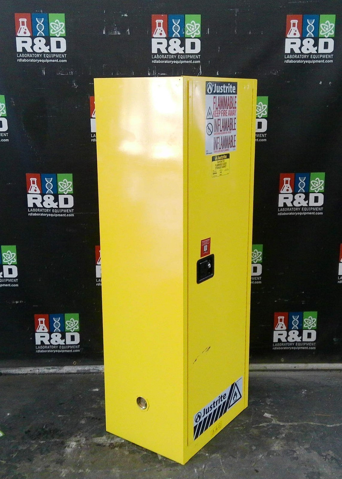 Justrite 892220 Flammable Storage Cabinet Self Closing Doors 22 Gal