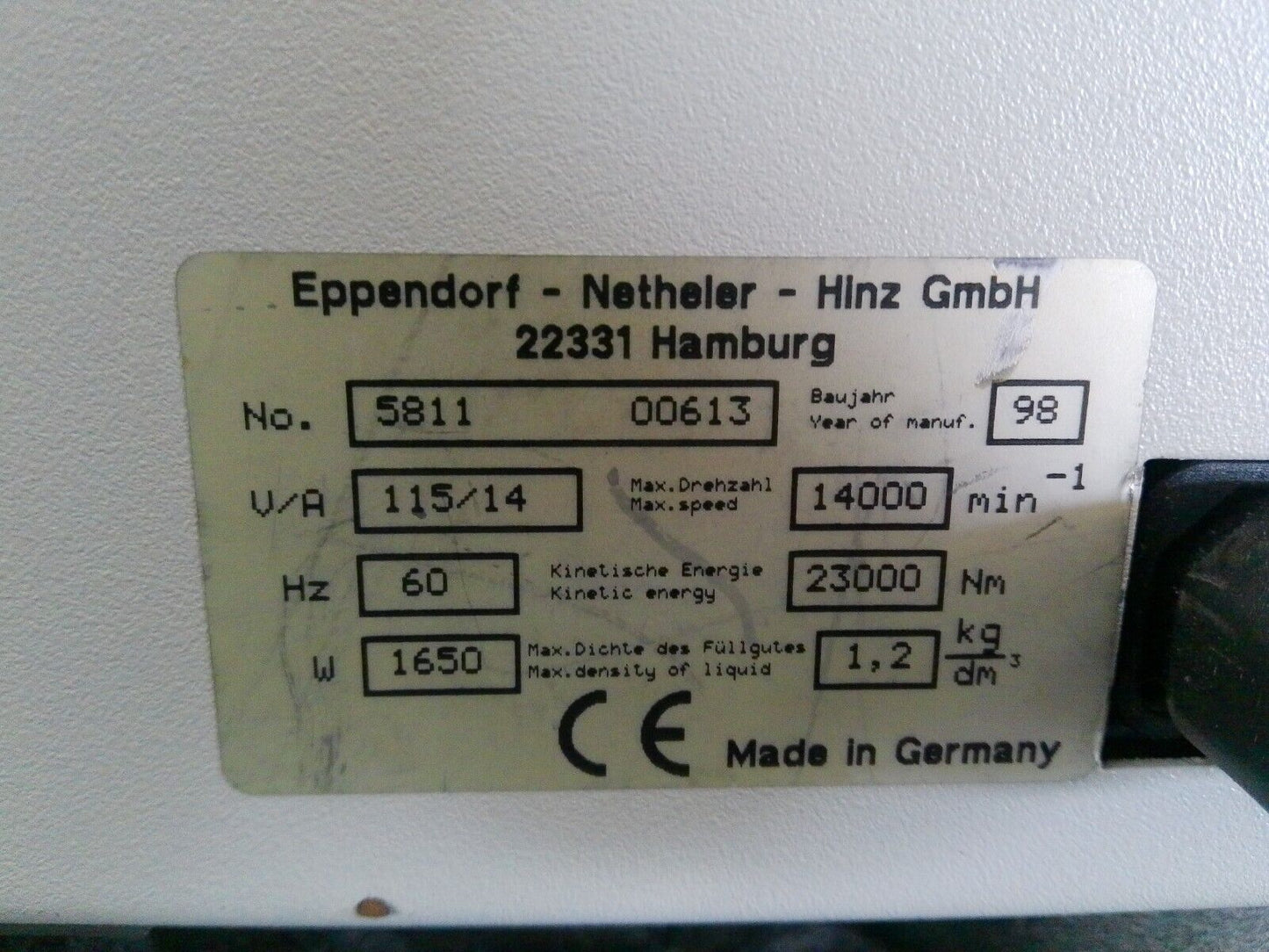 Eppendorf 5810R Refrigerated Benchtop Centrifuge w/Rotor, Buckets, Inserts 120v