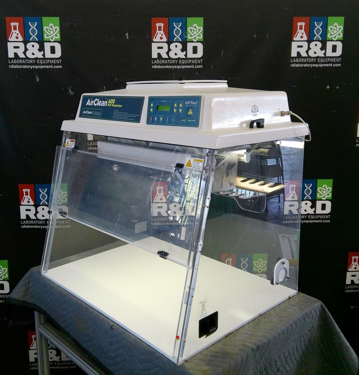 AirClean Systems PCR 3ft Laminar Flow Workstation w/HEPA & Blower, FULLY TESTED