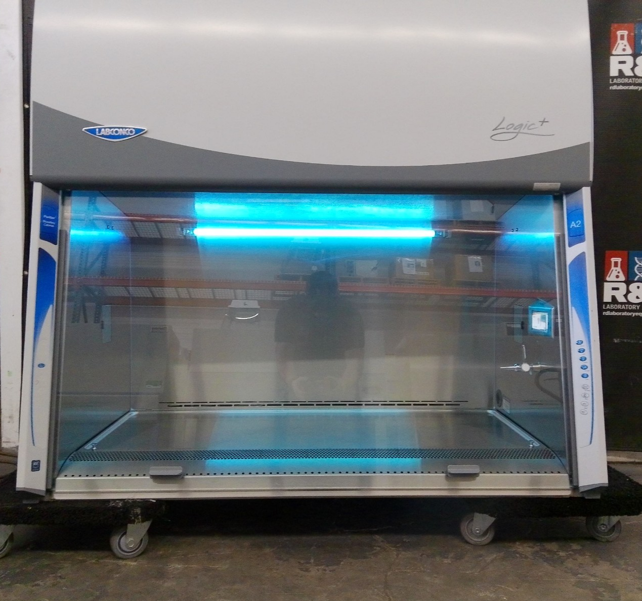 Labconco 4ft Logic+ A2 Biosafety/Biological Safety Cabinet w/Stand & UV+Warranty
