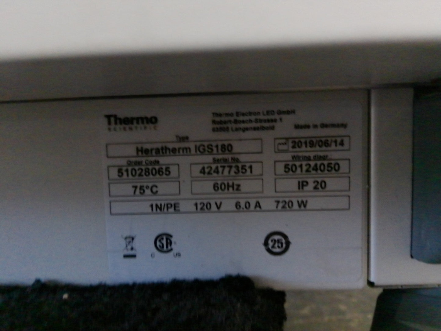 Thermo Scientific IGS180 HERATherm Incubator 6.8Cf