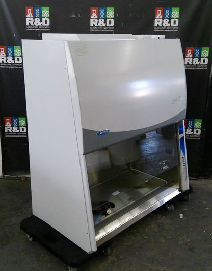 Labconco 4ft Logic+ A2 Biosafety/Biological Safety Cabinet w/Stand & UV+Warranty