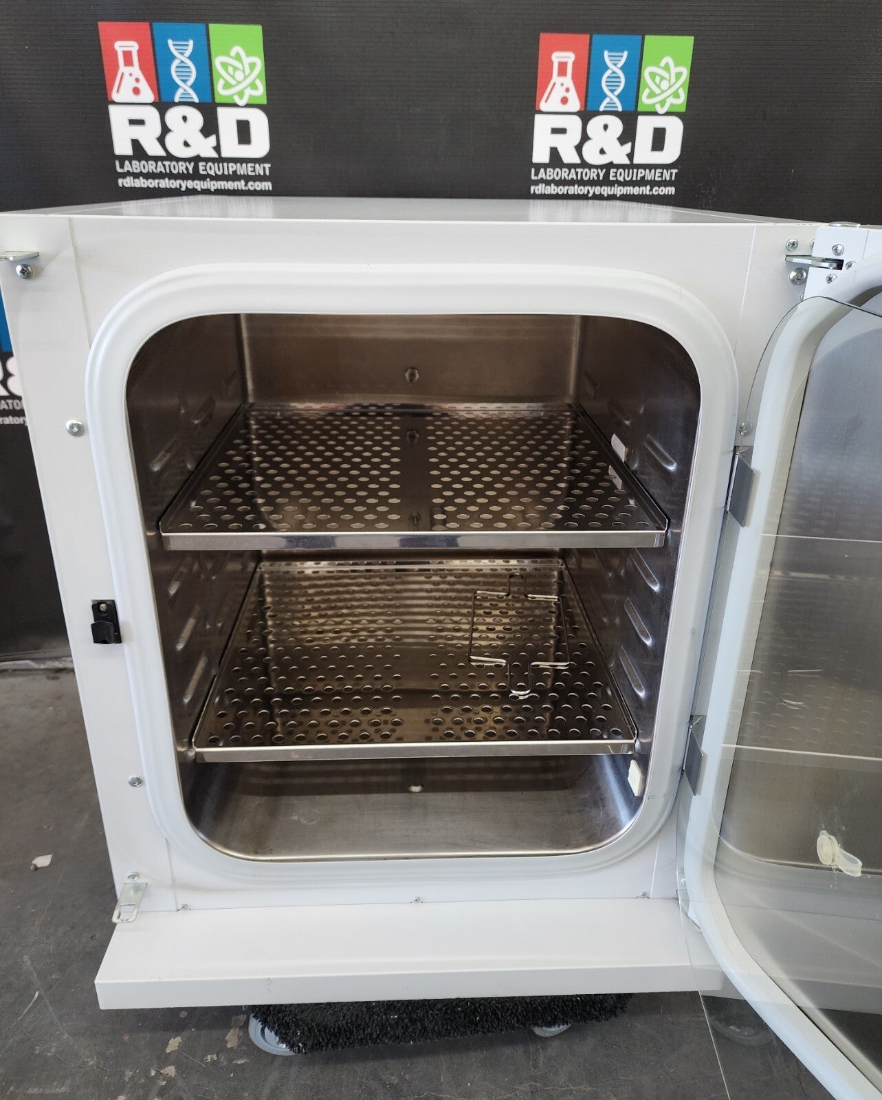 Binder 9040-0057 C 150-UL CO2 Oven Incubator 150L 120v FULLY TESTED