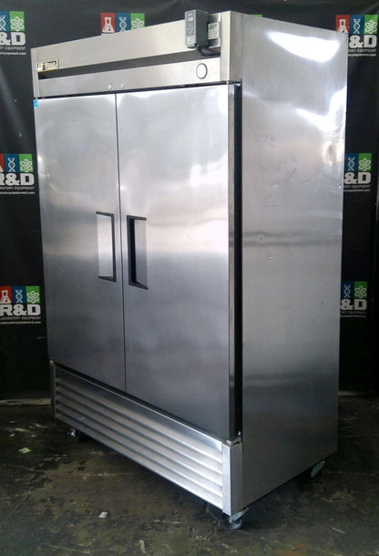 True T-49 +4C Double Door Stainless Steel Refrigerator 49Cf 120v (2014)