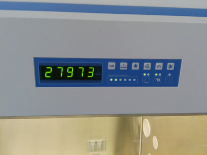 Thermo Scientific 4ft 1375 A2 Biosafety/Biological Safety Cabinet w/UV +Warranty