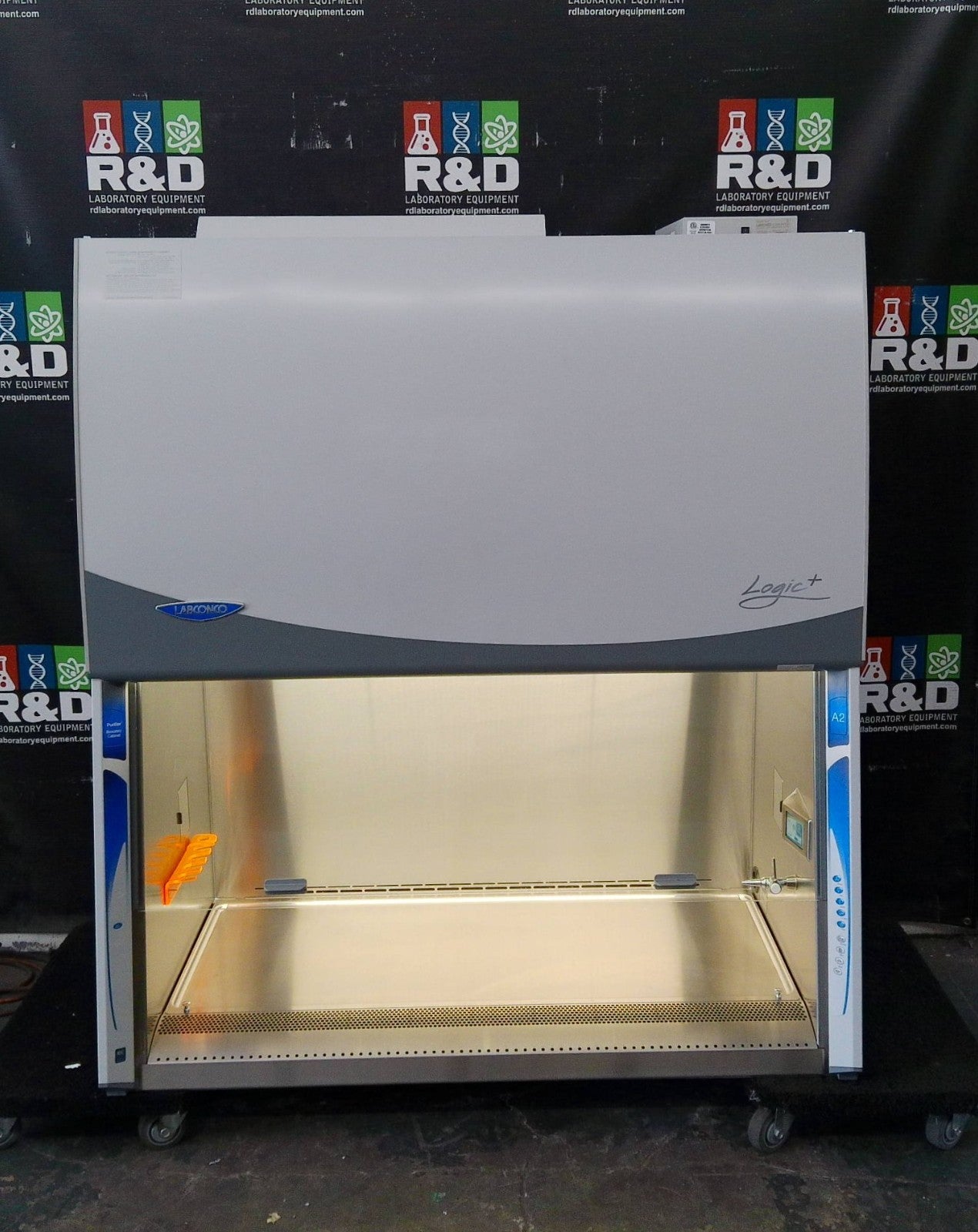 Labconco 4ft Logic+ A2 Biosafety/Biological Safety Cabinet w/Stand & UV+Warranty
