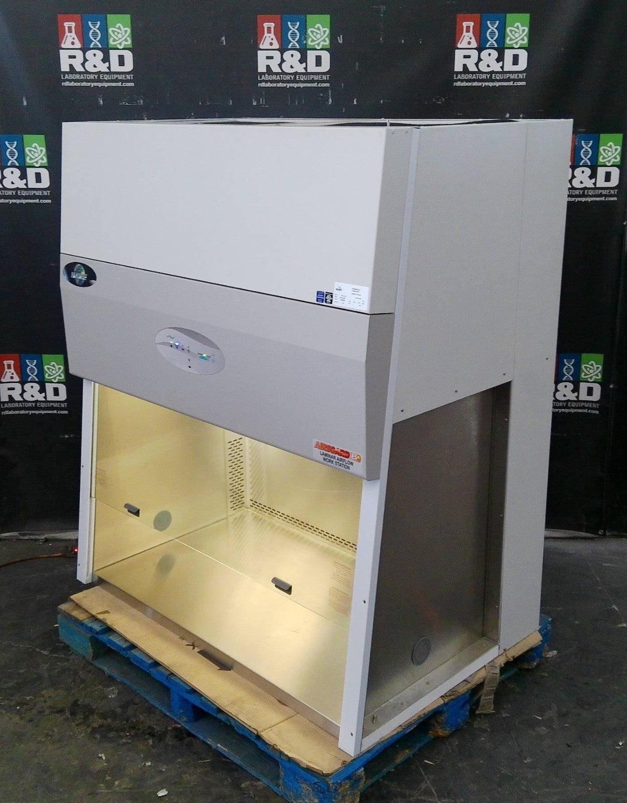 Nuaire 4ft NU-140-430 Laminar Airflow Work Station w/ UV & Stand (2023)
