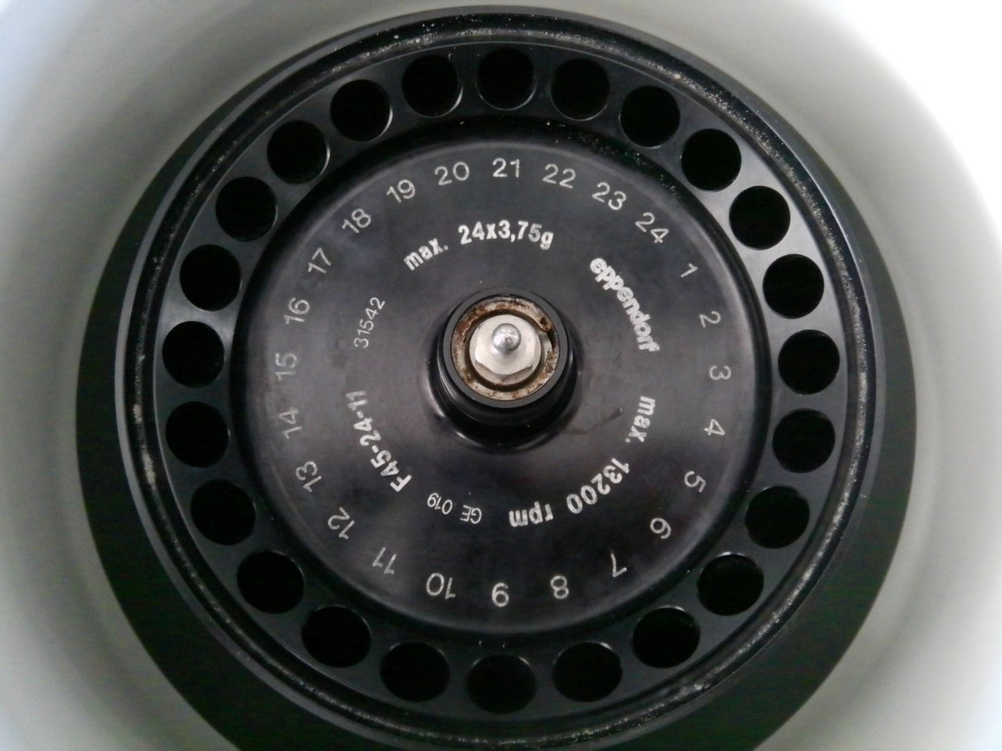 Eppendorf 5415D Centrifuge w/ F-45-24-11 Rotor FULLY TESTED