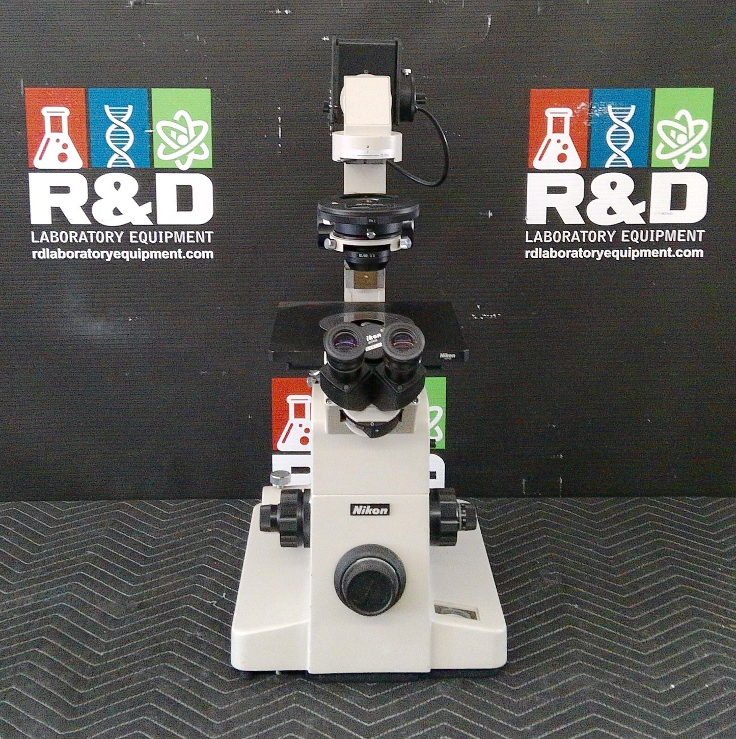 Nikon Diaphot Inverted Phase Contrast Microscope With 3 Objectives