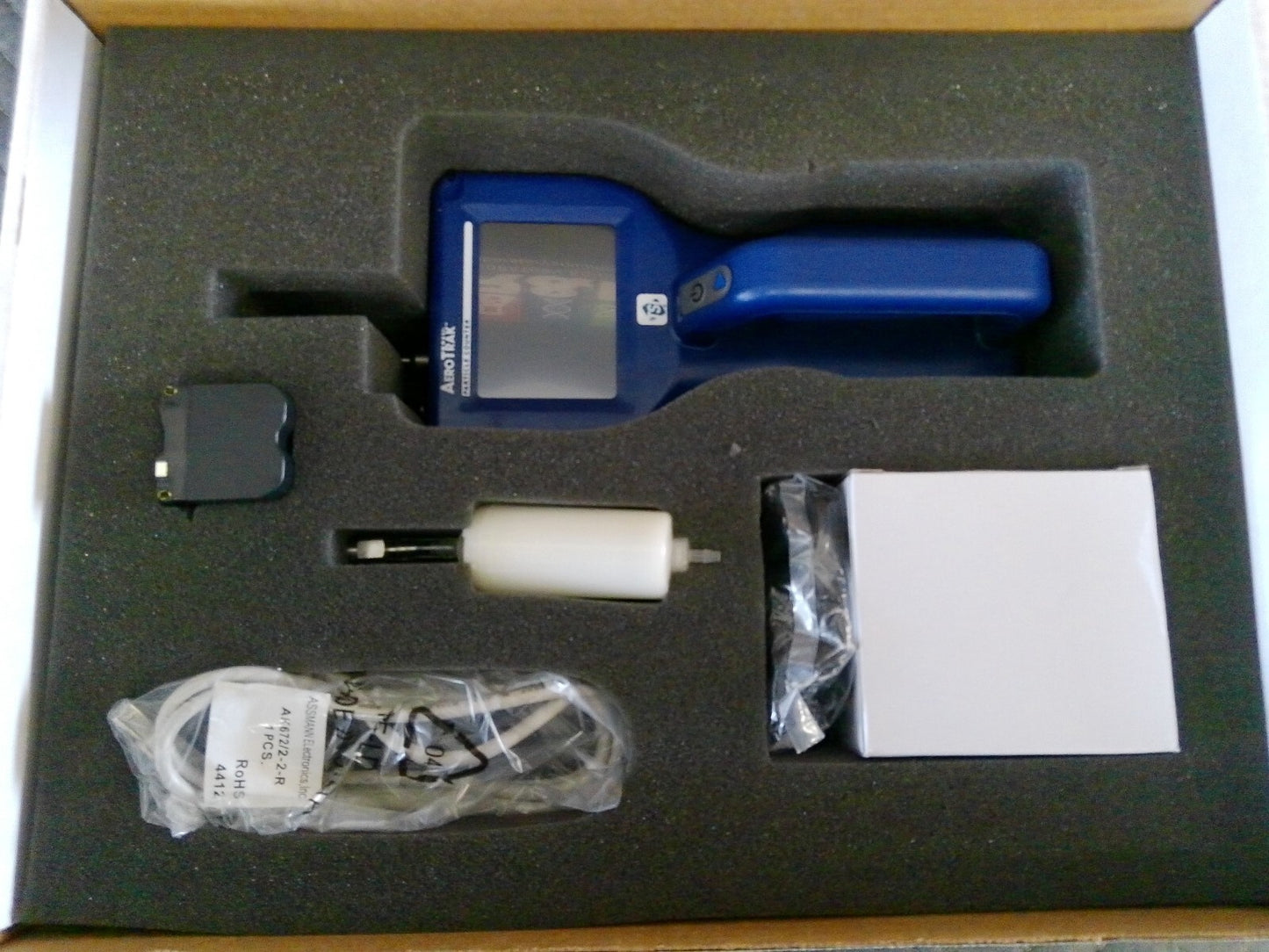 AeroTrak TSI 9306-V2 Particle Counter w/ Charger & Manual - OPEN BOX