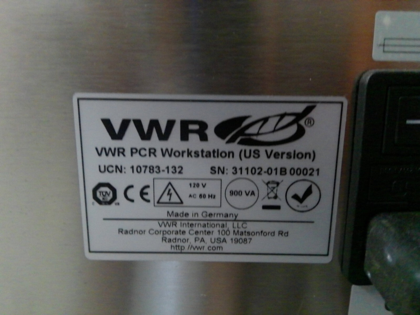 VWR 10783-132 28" PCR Workstation w/ UV & Air Recirculator Twin Decontamination