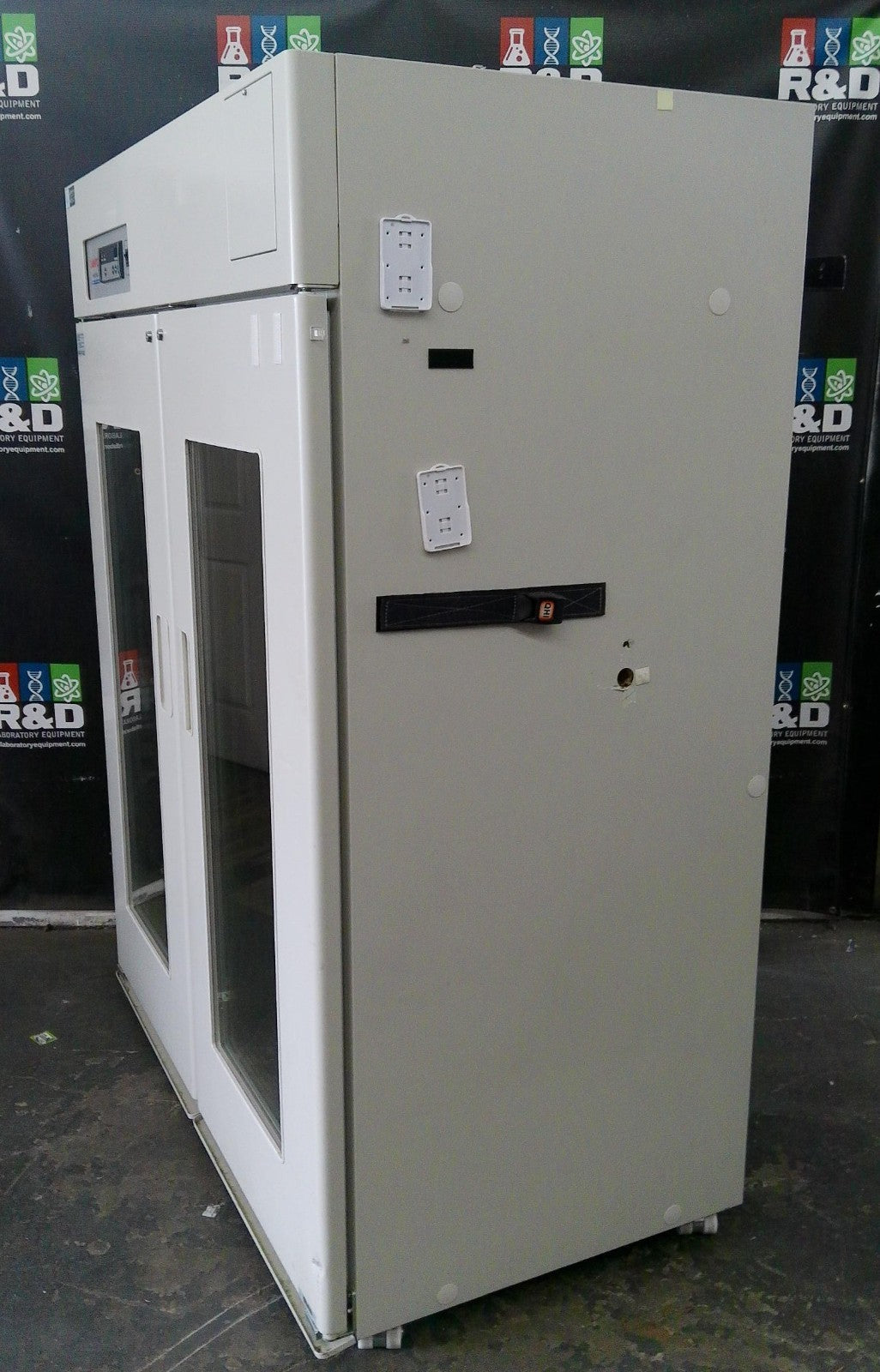 Sanyo MPR-1411 Two Door/Double Door Pharmaceutical +4C Refrigerator 48.2Cf